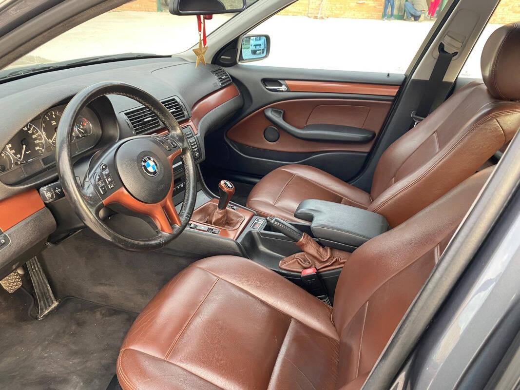 BMW Serie 3 320i Attiva E 46 TARGA ORO ASI