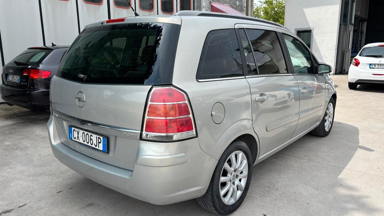 Opel Zafira 1.9 CDTI 120CV Cosmo
