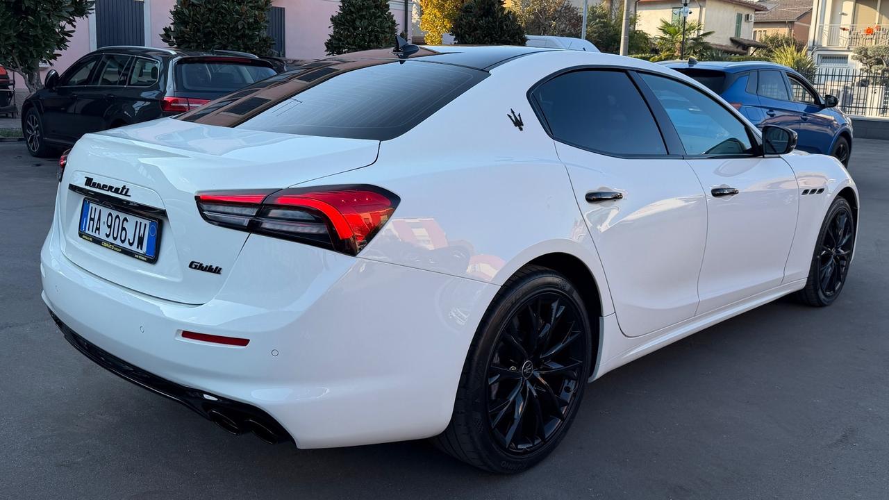 MASERATI GHIBLI 2.0 GT MHEV HYBRID AT8 330 CV - FULL LED, PELLE, SEDILI ELETTRICI