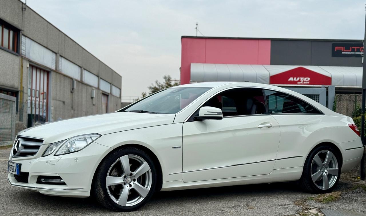 Mercedes-benz E 220 CDI Coupé BlueEFFICIENCY 2012