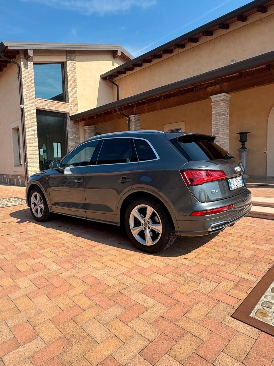 Audi Q5 50 TDI quattro tiptronic