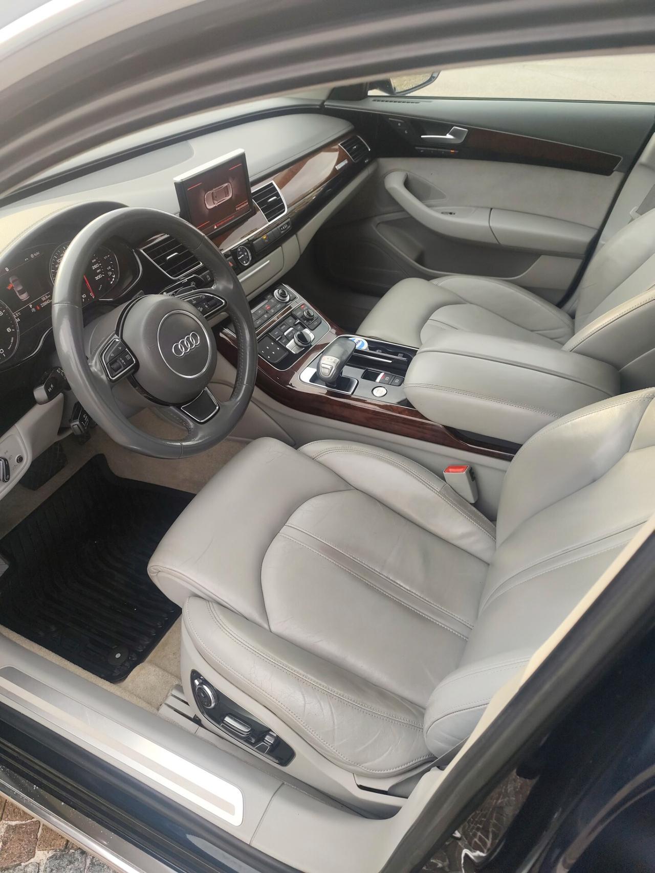 Audi A8 L 3.0 TDI 250 CV quattro tiptronic