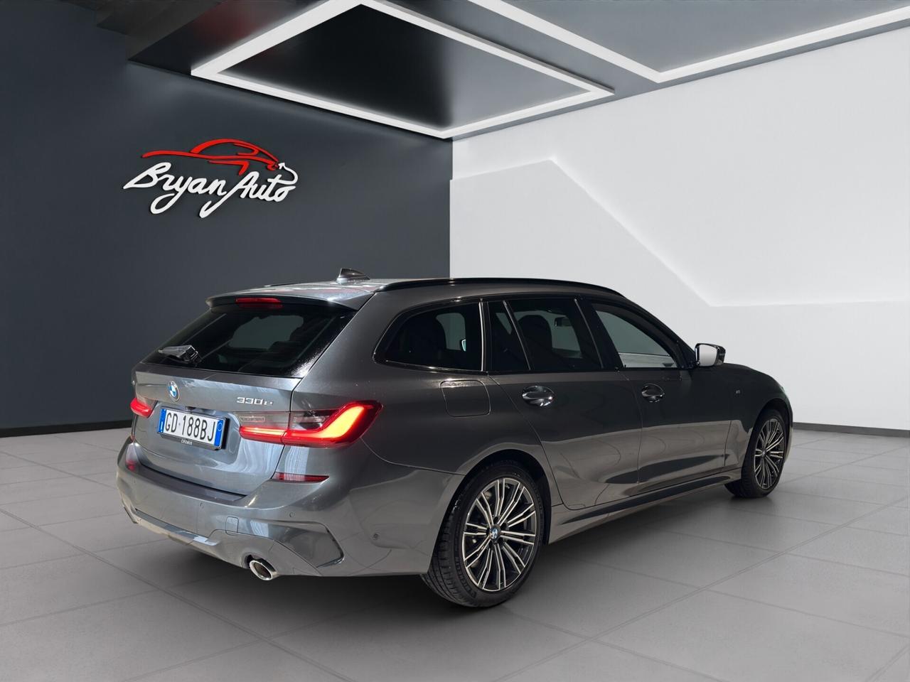 Bmw 330e xDrive Touring Msport