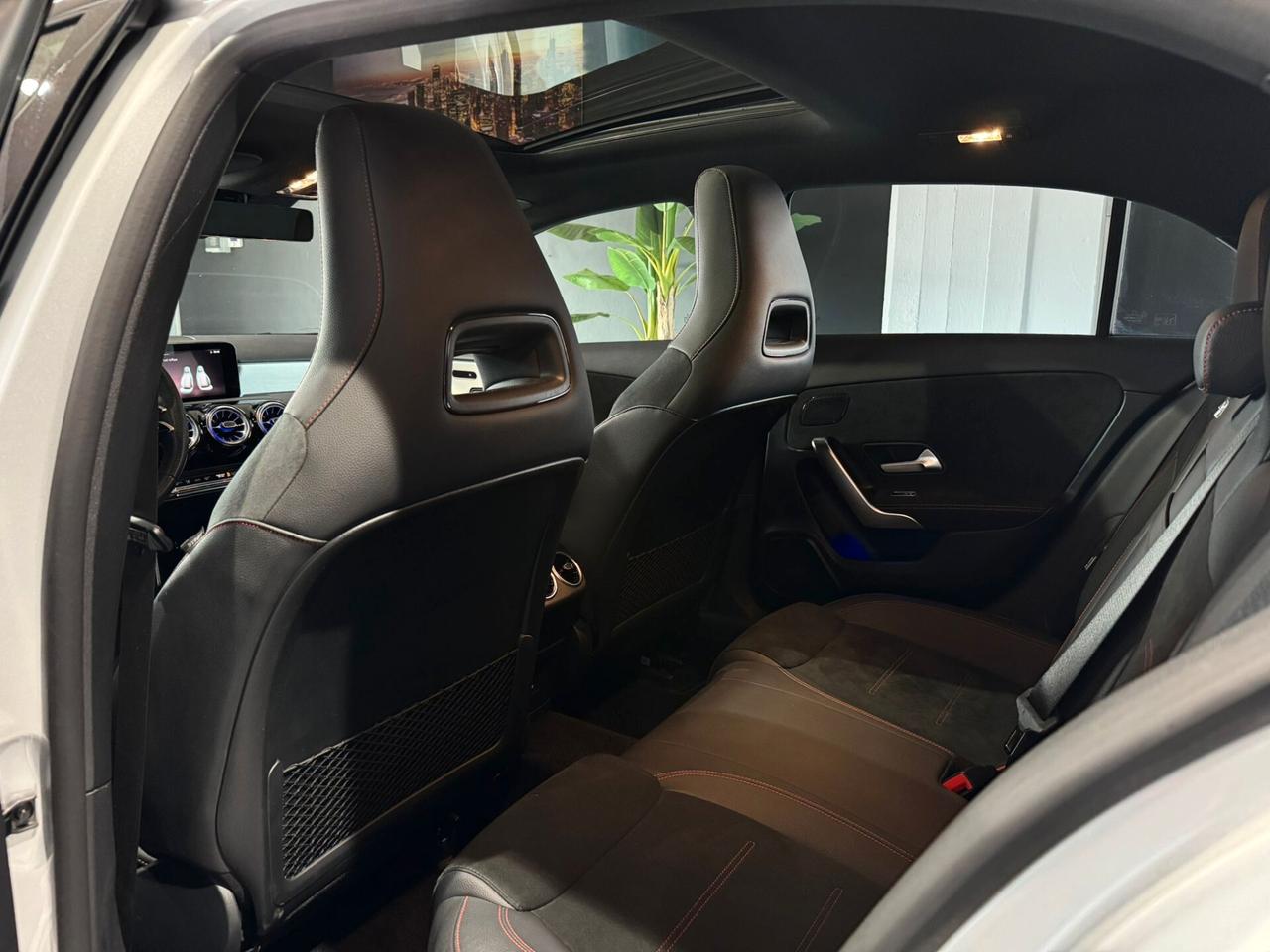 Mercedes-benz A 180d Automatic Premium AMG Night Edition Plus