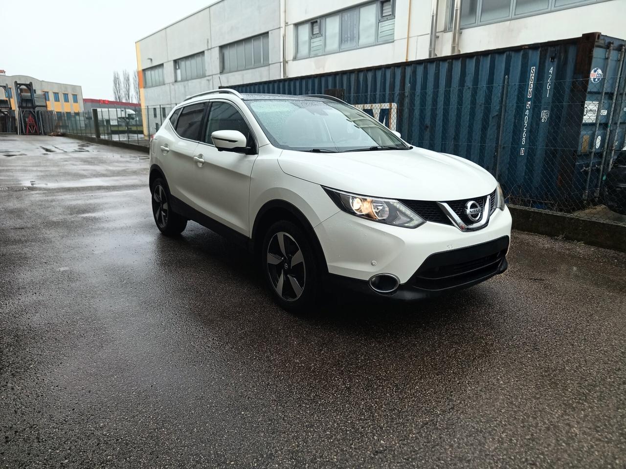 Nissan Qashqai 1.5 dCi Tekna