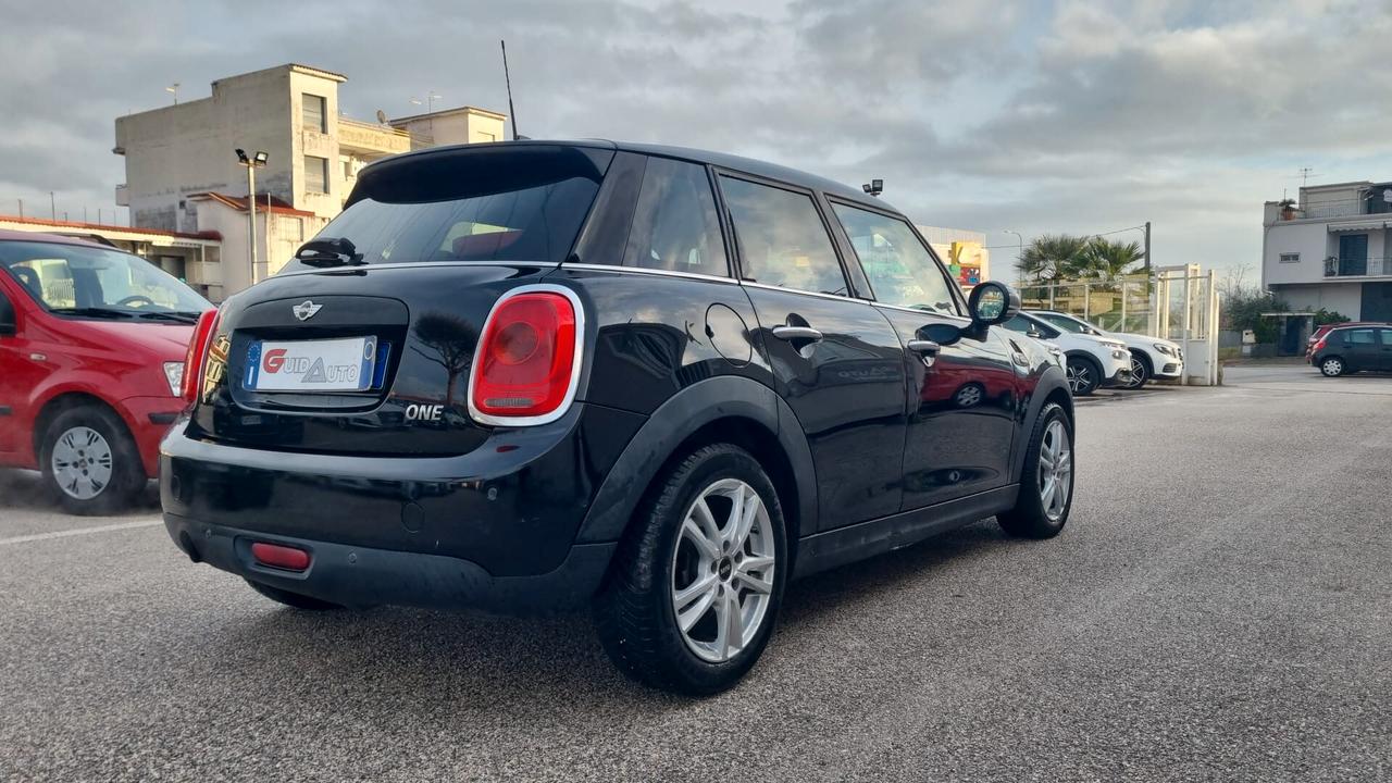Mini 1.2 One 5 porte-75CV-55KW-BENZINA-EURO6-