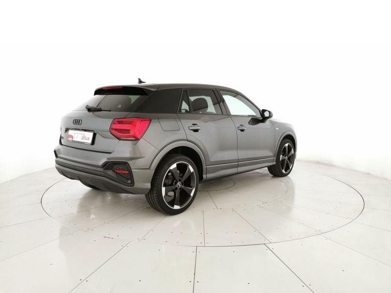 Audi Q2 30 2.0 tdi Identity Black