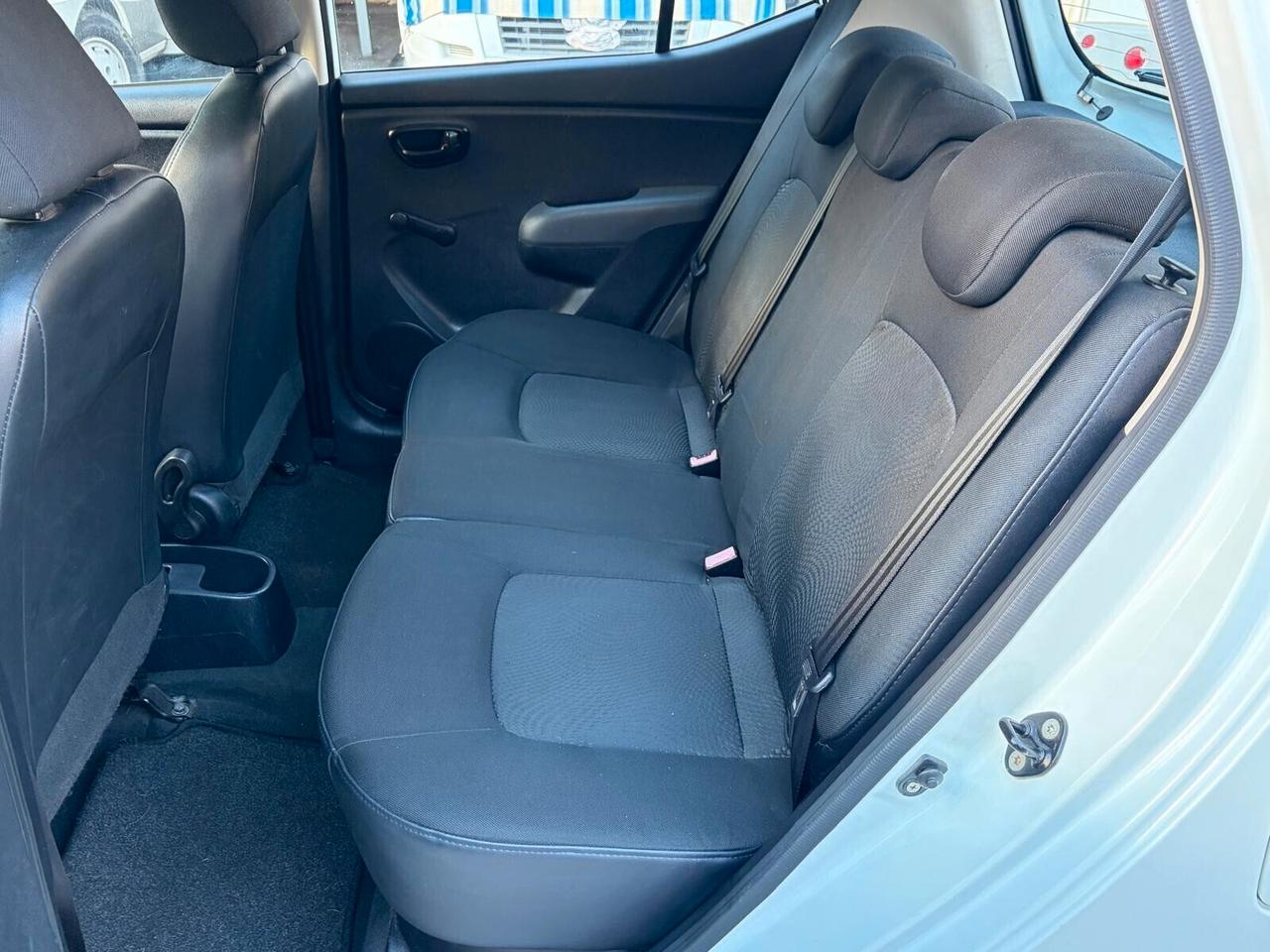 Hyundai i10 1.0 67Cv EURO5 12 MESI DI GARANZIA.