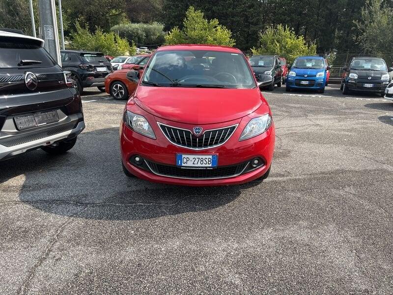 Lancia Ypsilon NUOVA My23 1.0 Firefly 70 CvStart&Stop Hybrid Gold