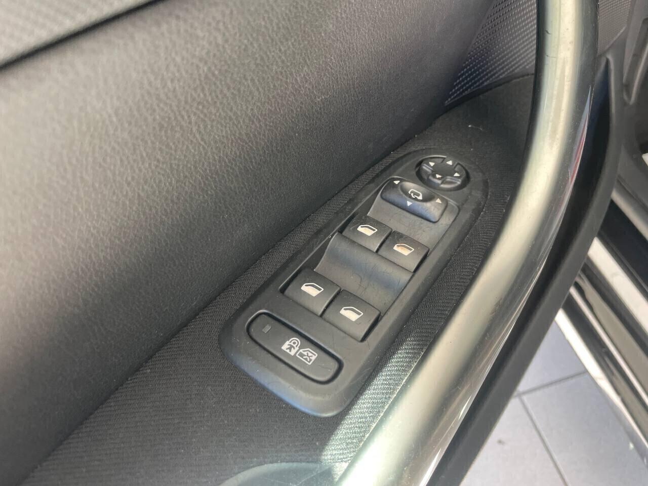 Peugeot 308 e-HDi - 1.6 | 115 CV
