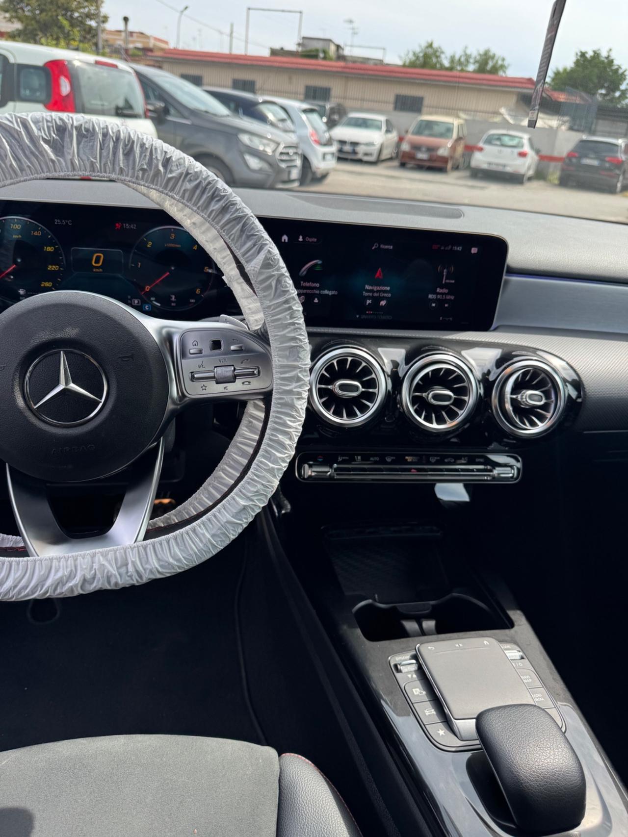 Mercedes-benz A 180 d Automatic Premium