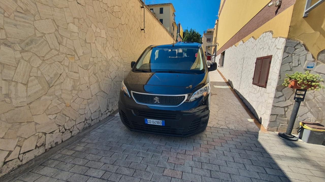 Peugeot Expert BlueHDi 100 S&S PC-TN Combi Compact