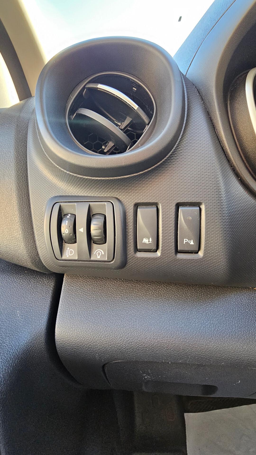 Renault Trafic T29 2.0 dCi 120CV PC-TN KOMFORT L1 H1 UNIPRO TAGL UFF