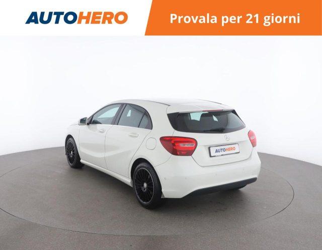 MERCEDES-BENZ A 180 d Automatic Business