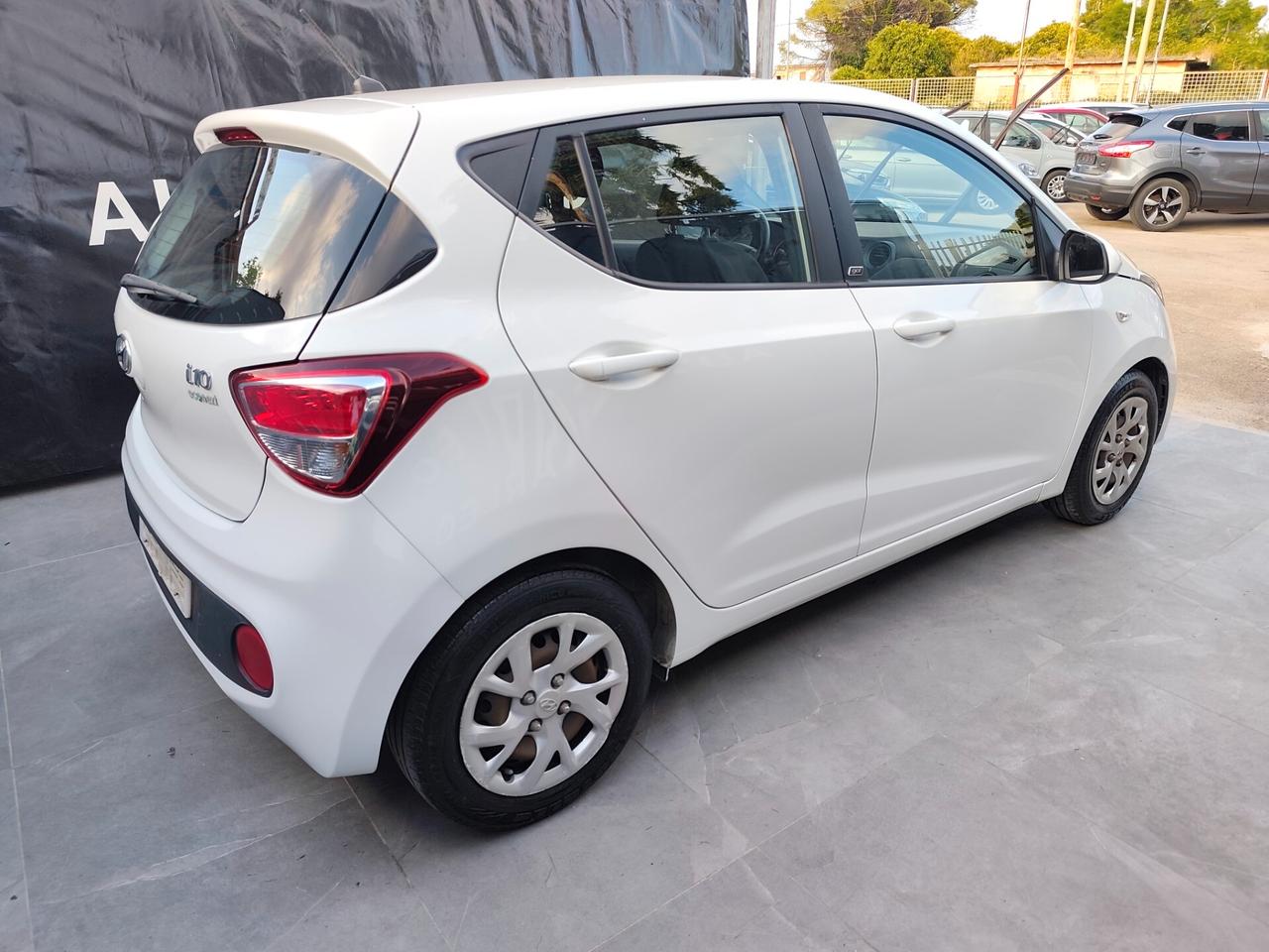 Hyundai i10 1.0 BENZINA E GPL DI SERIE Connectline