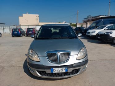 Lancia Ypsilon 1.3 MJT 75 CV Argento