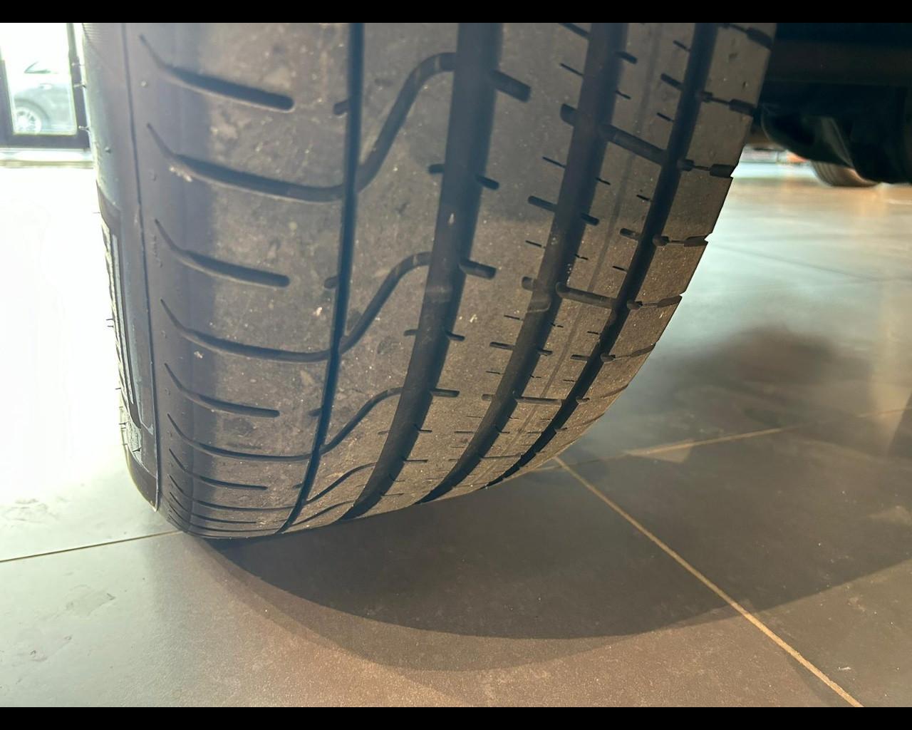 Mercedes-Benz Classe G - W463 2018 - G AMG 63 585cv auto