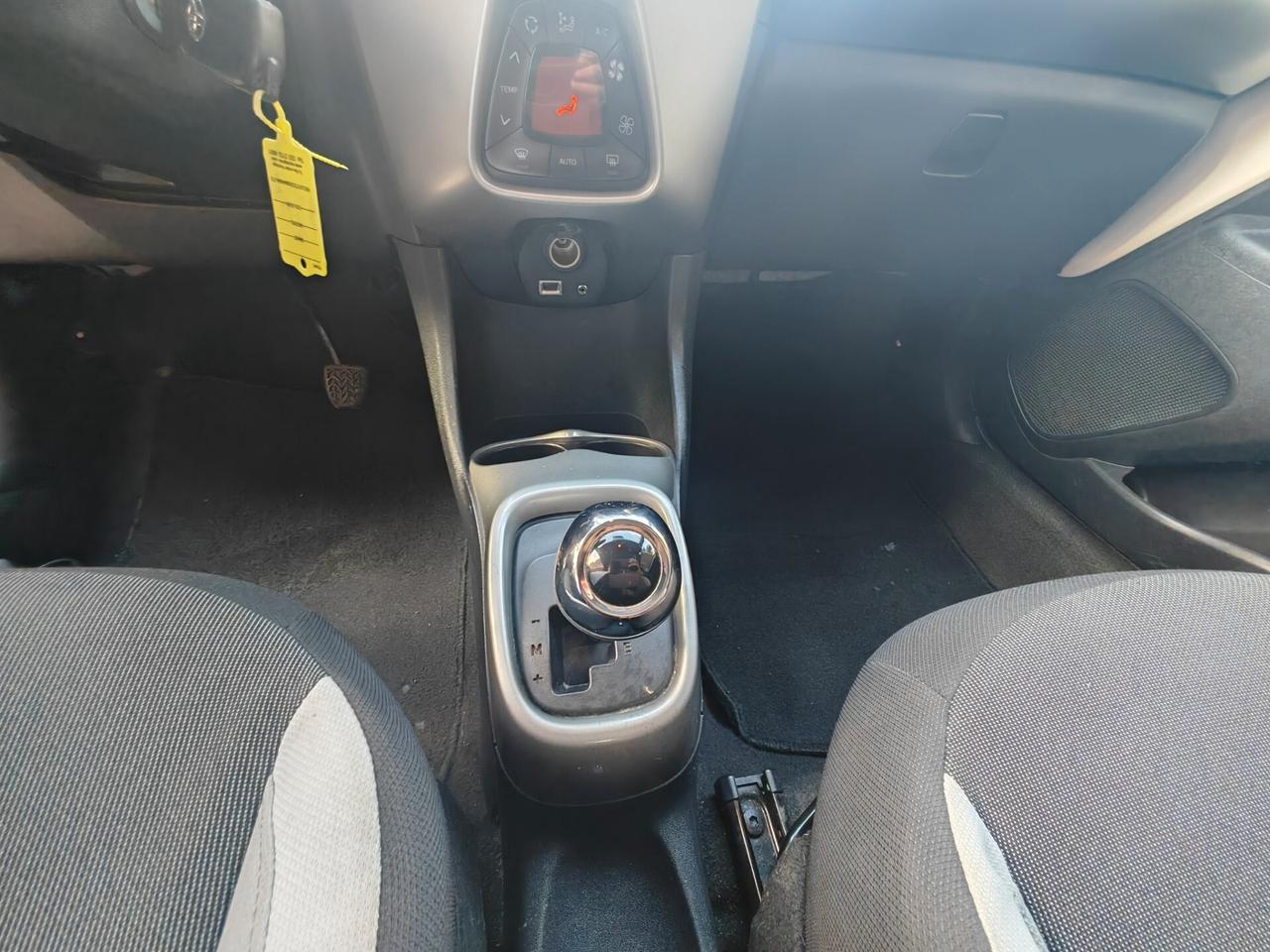 Toyota Aygo 1.0 VVT-i 69 CV 5 PORTE AUTOMATICA