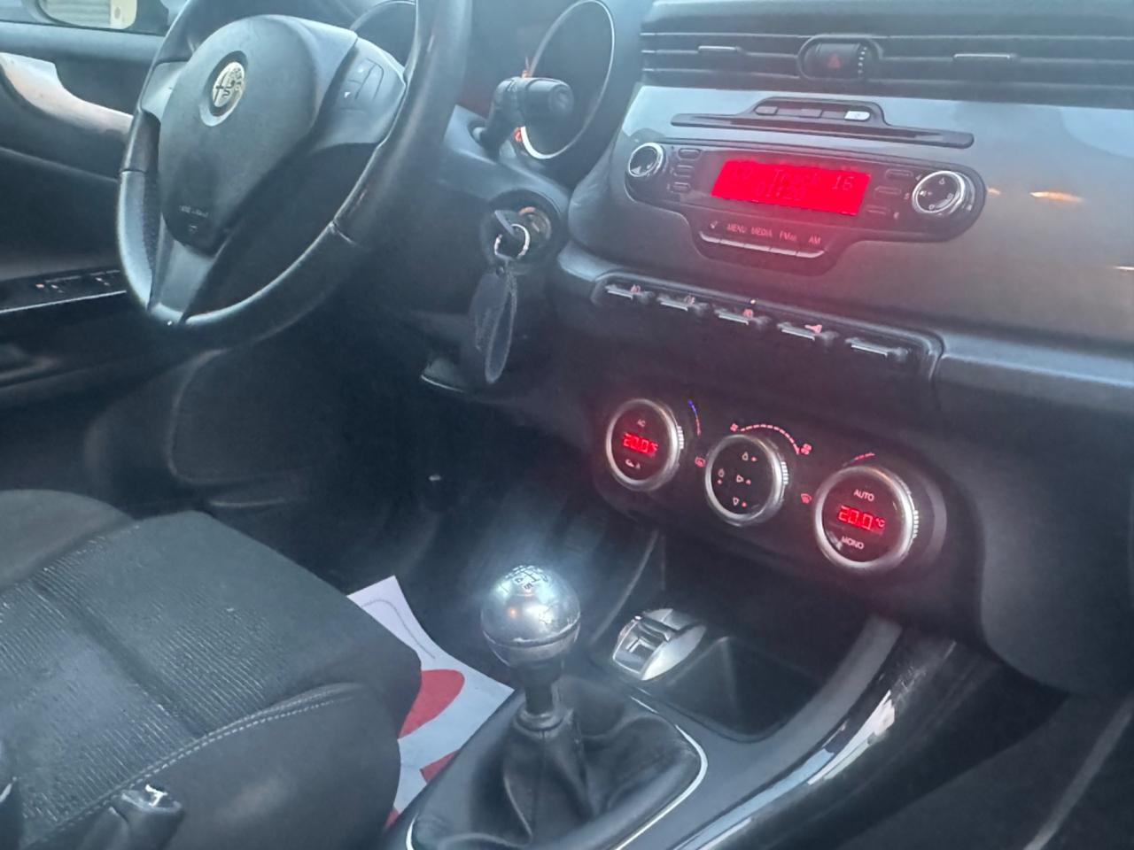 Alfa Romeo Giulietta 1.6 JTDm-2 105 CV Exclusive 2013