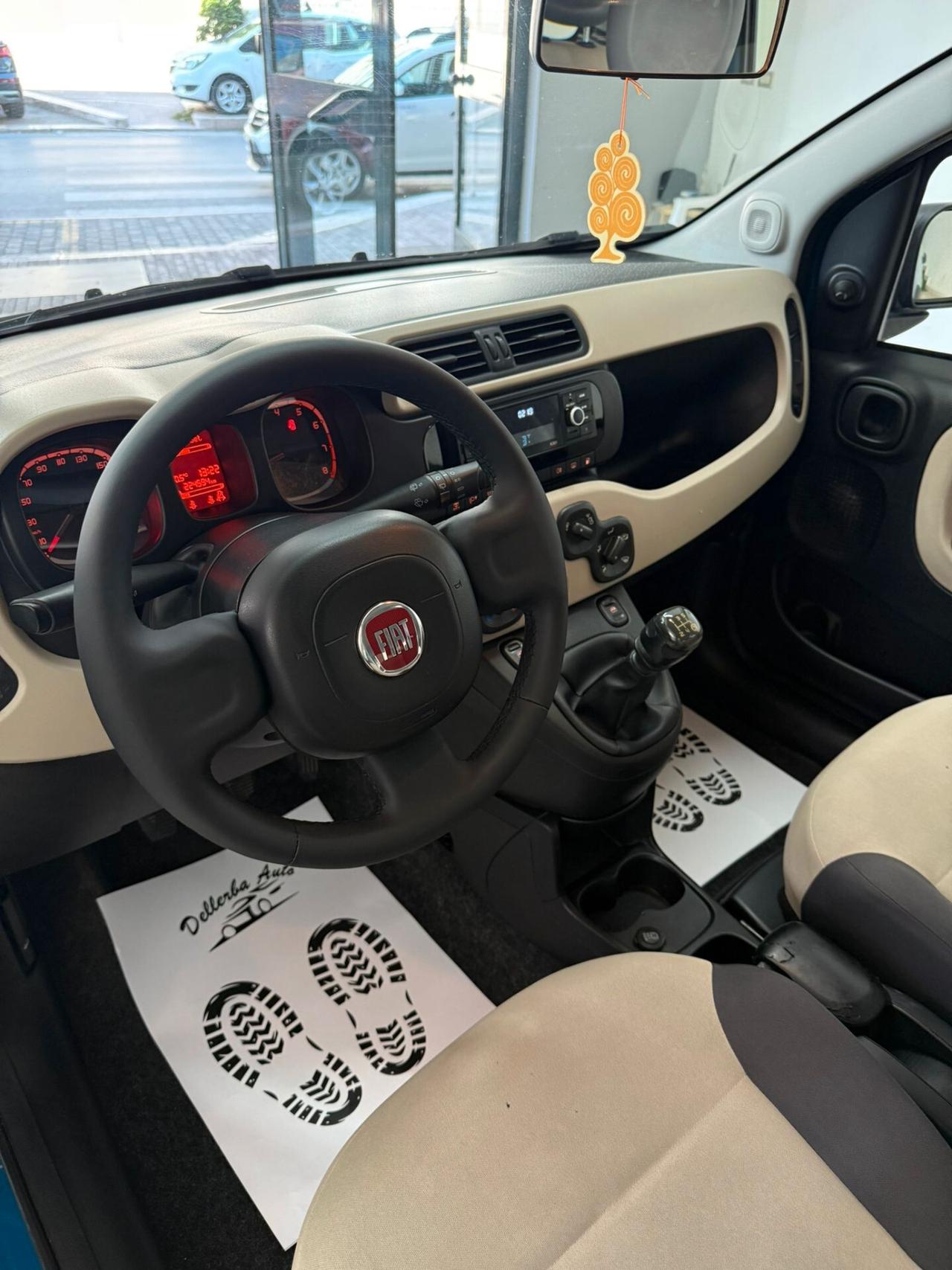 Fiat Panda 0.9 TwinAir Turbo Natural Power Lounge