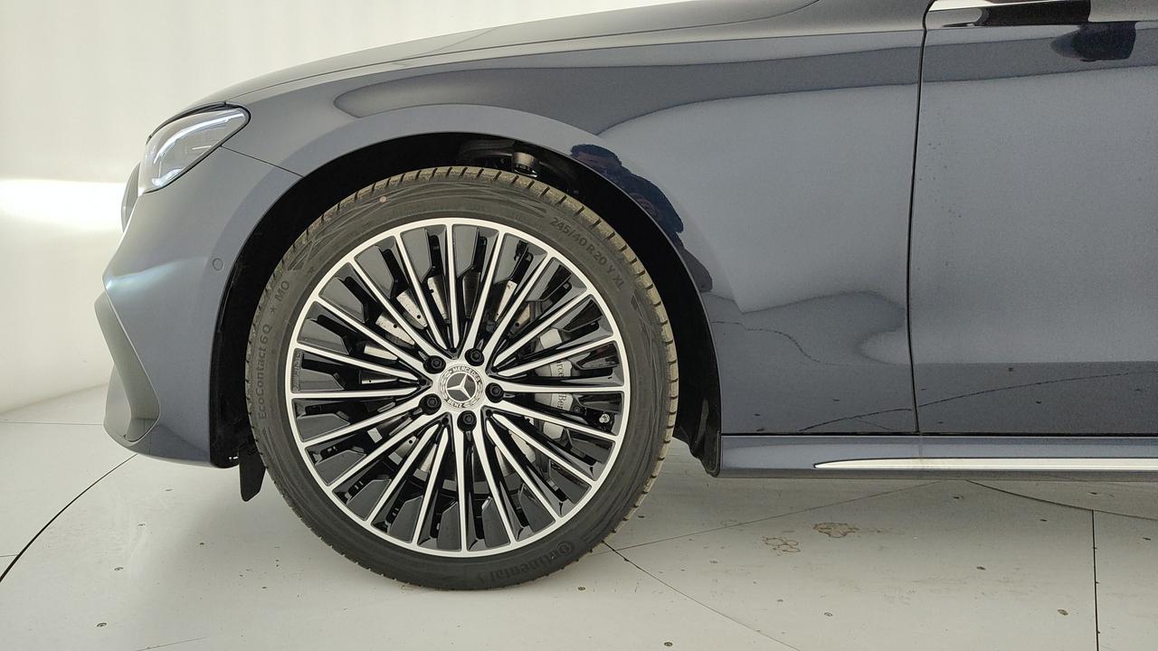 Mercedes-Benz E 220 d 4MATIC Station Wagon