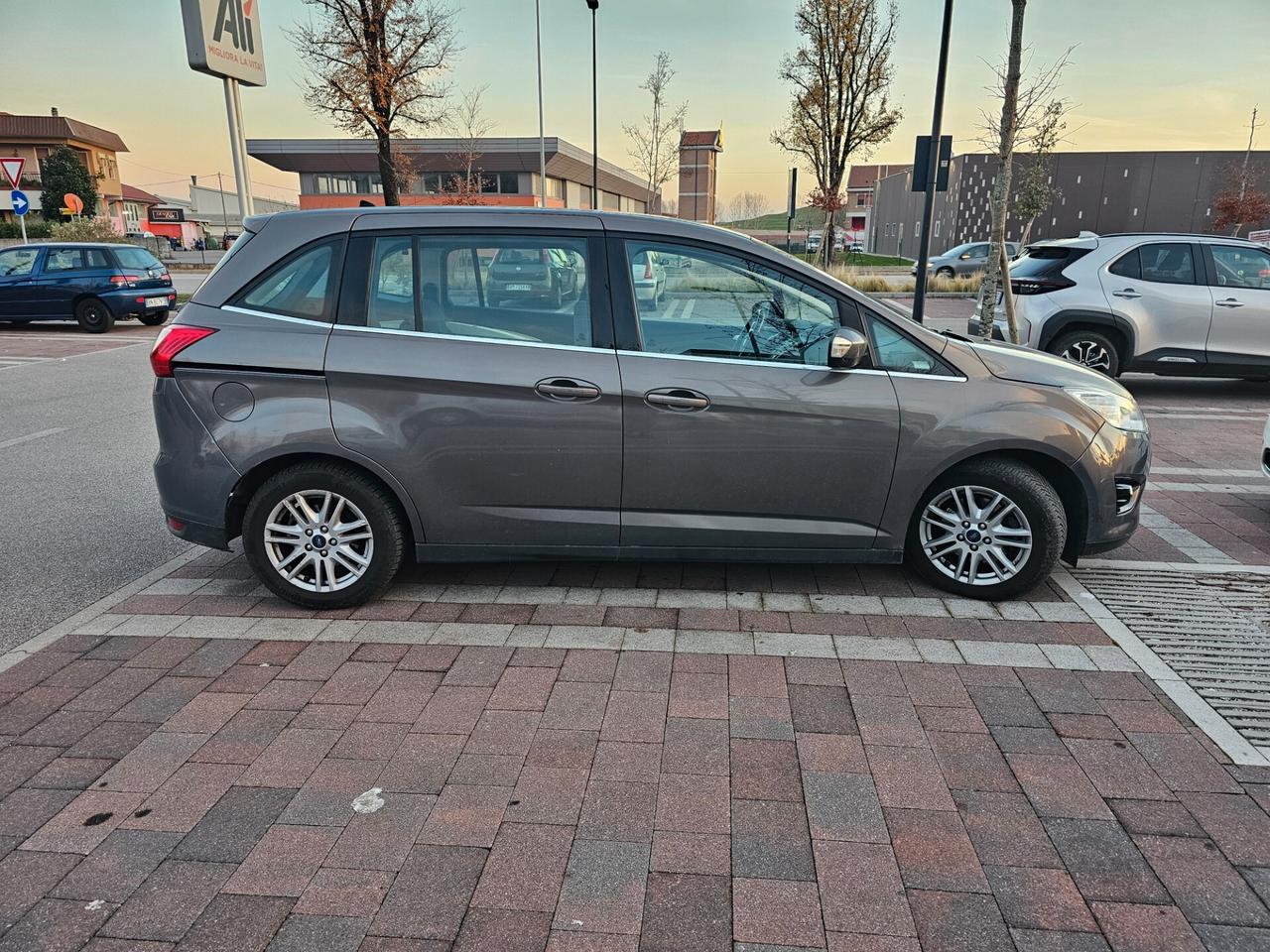 Ford C-Max 1.6 TDCi 115CV Titanium