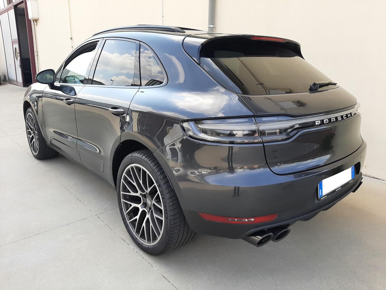 Porsche Macan 2.0 Turbo PDK 245cv MY 2019