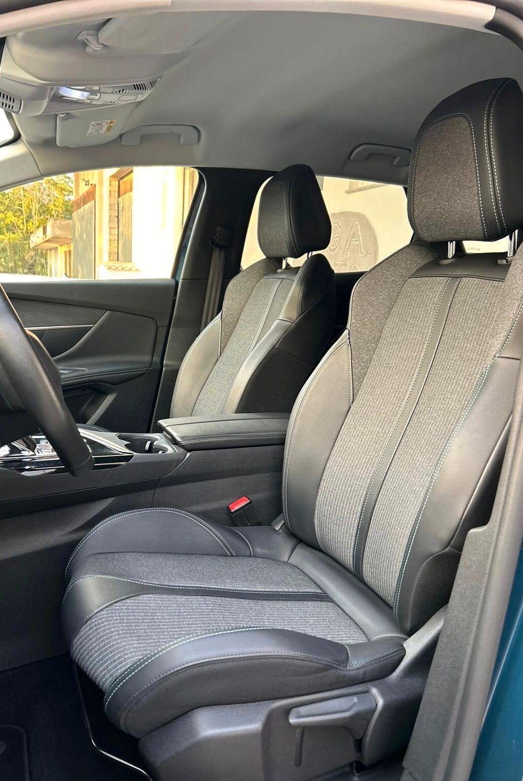 Peugeot 3008 BlueHDi 130 S&S EAT8 Allure