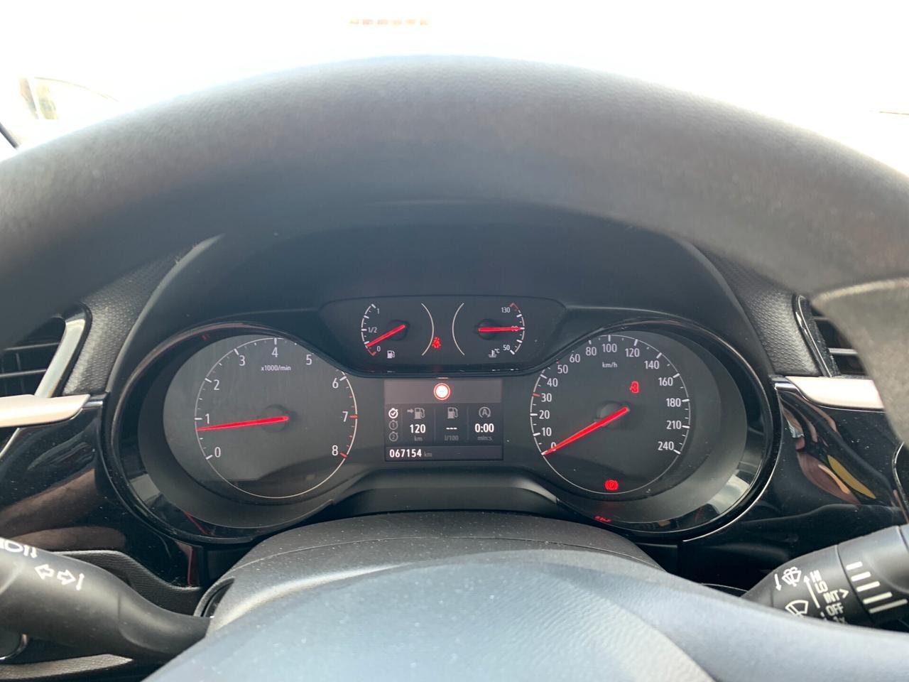 Opel Corsa 1.2 Design & Tech