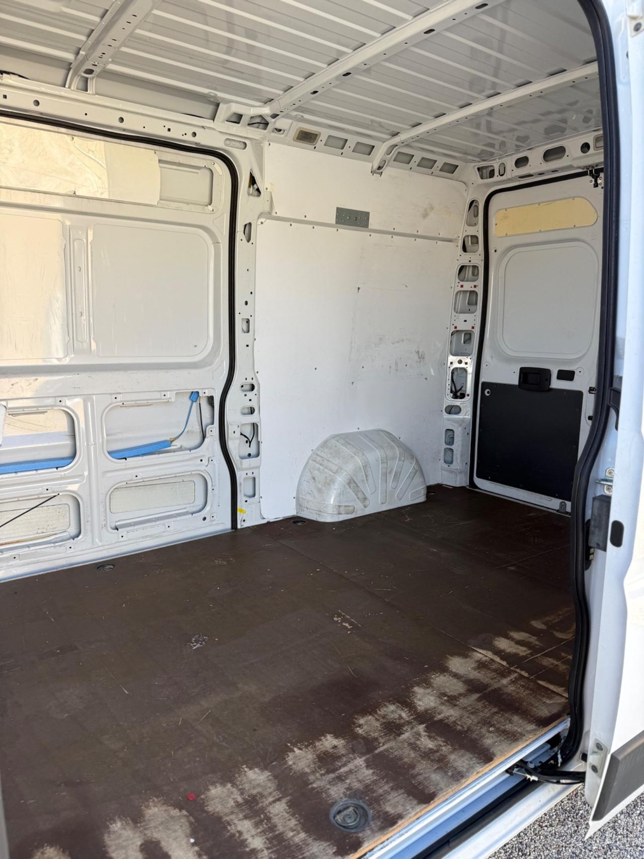 Fiat Ducato 30 2.3 MJT 130CV doppia porta dx sx