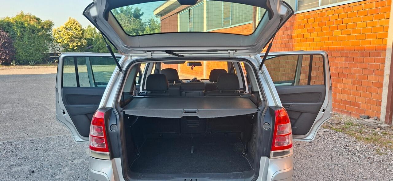 ZAFIRA MONOVOLUME 1.6 METANO 7 POSTI