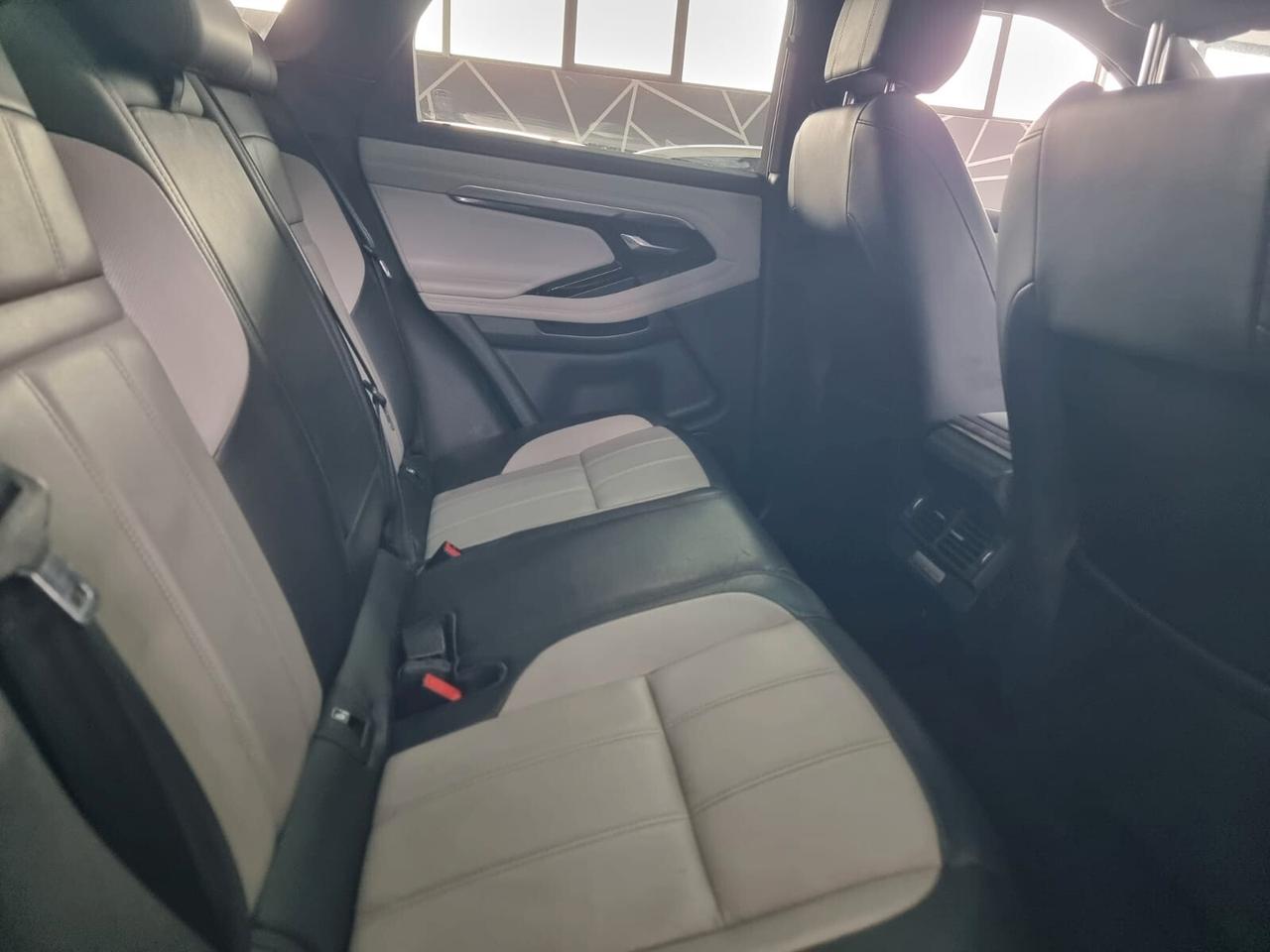 Range Rover Evoque 2.0d i4 mhev R-Dynamic SE awd 180cv auto