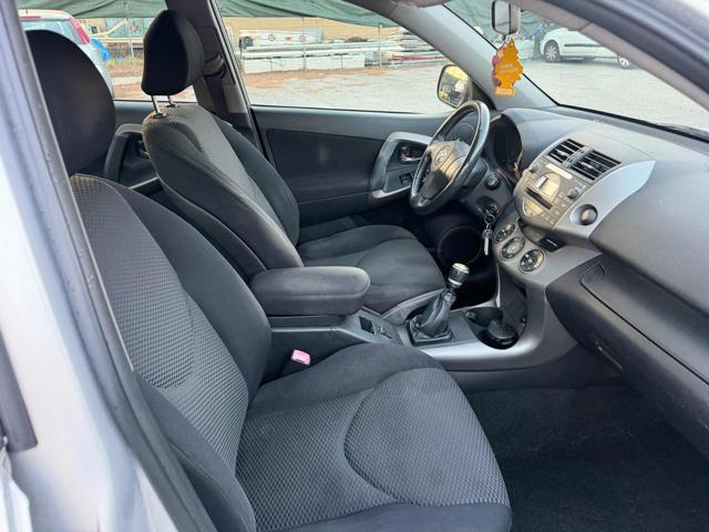 TOYOTA RAV 4 MY23 RAV4 2.2 D-4D 136 CV Luxury senza lavoro da fare