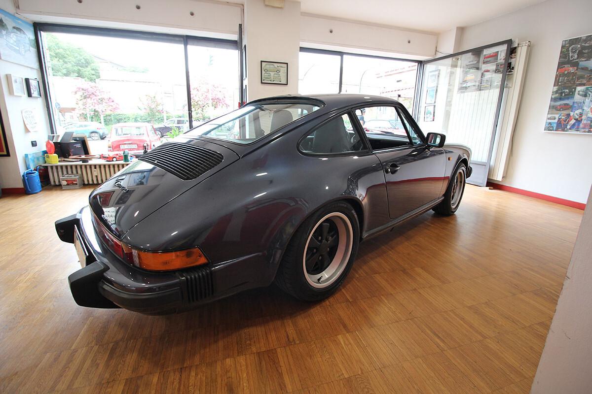 Porsche 911 Carrera 3.2 Coupé