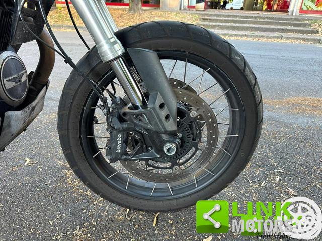 MOTO GUZZI V85 TT Guardia D'onore