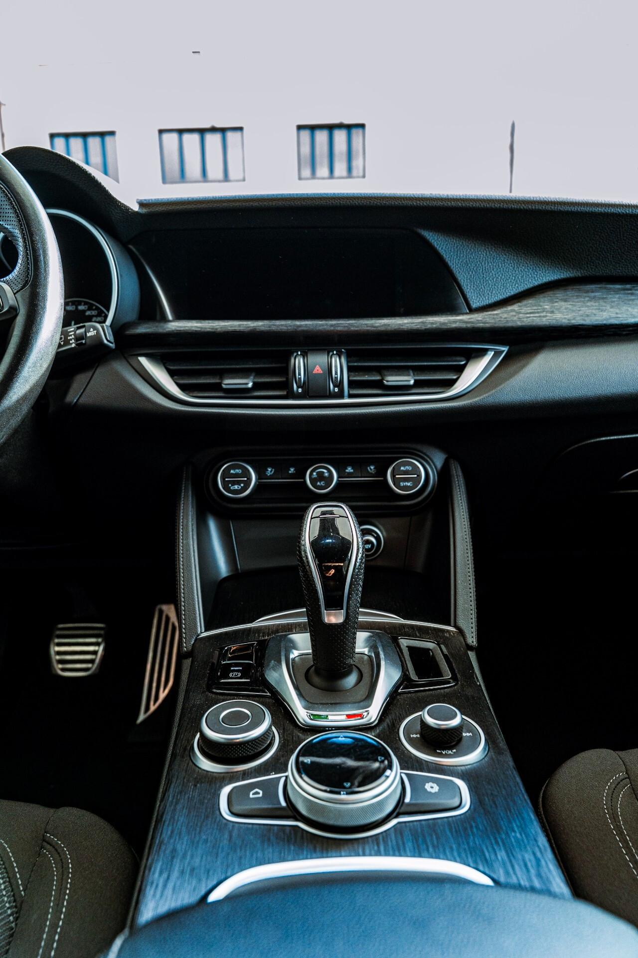Alfa Romeo Stelvio 2.2 Turbodiesel 190 CV AT8 Q4 - solo 65000km