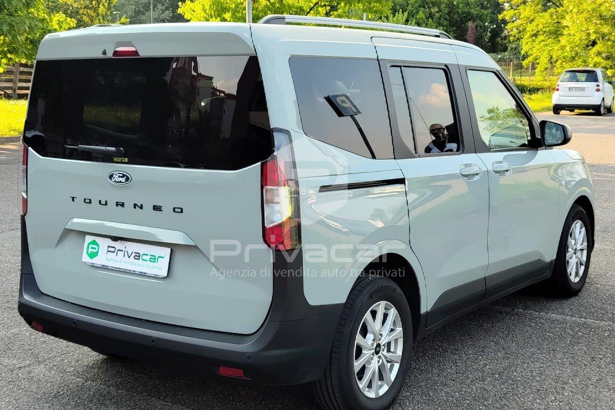 FORD Tourneo Courier 1.0 EcoBoost Powershift Titanium