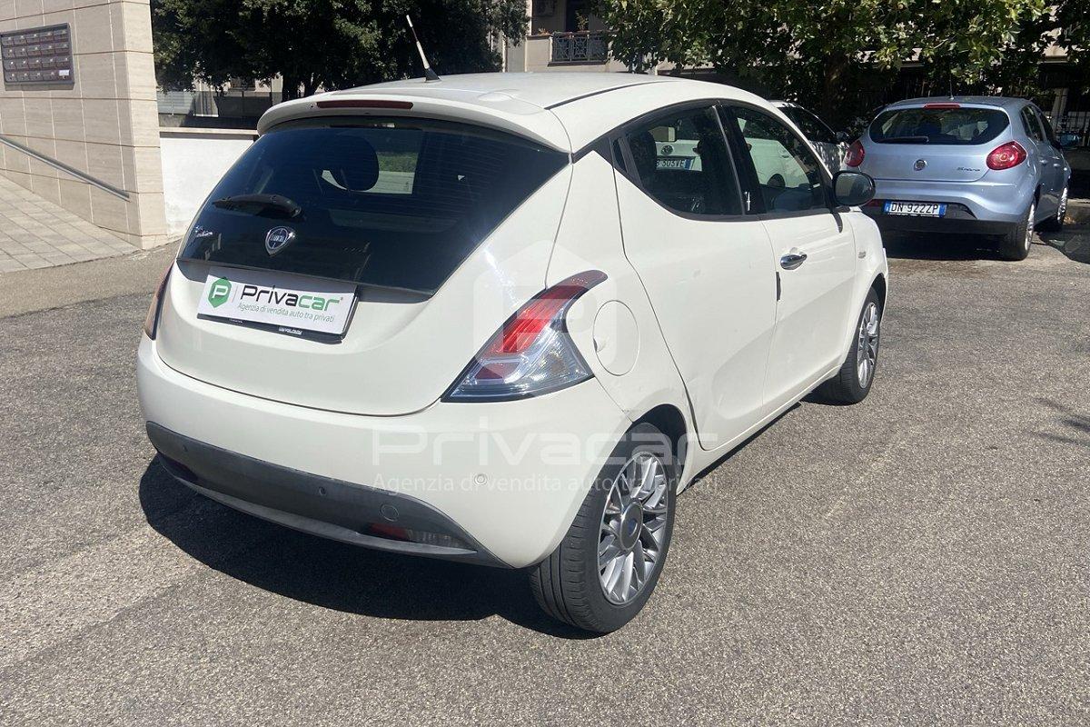LANCIA Ypsilon 1.2 69 CV 5 porte S&S Gold