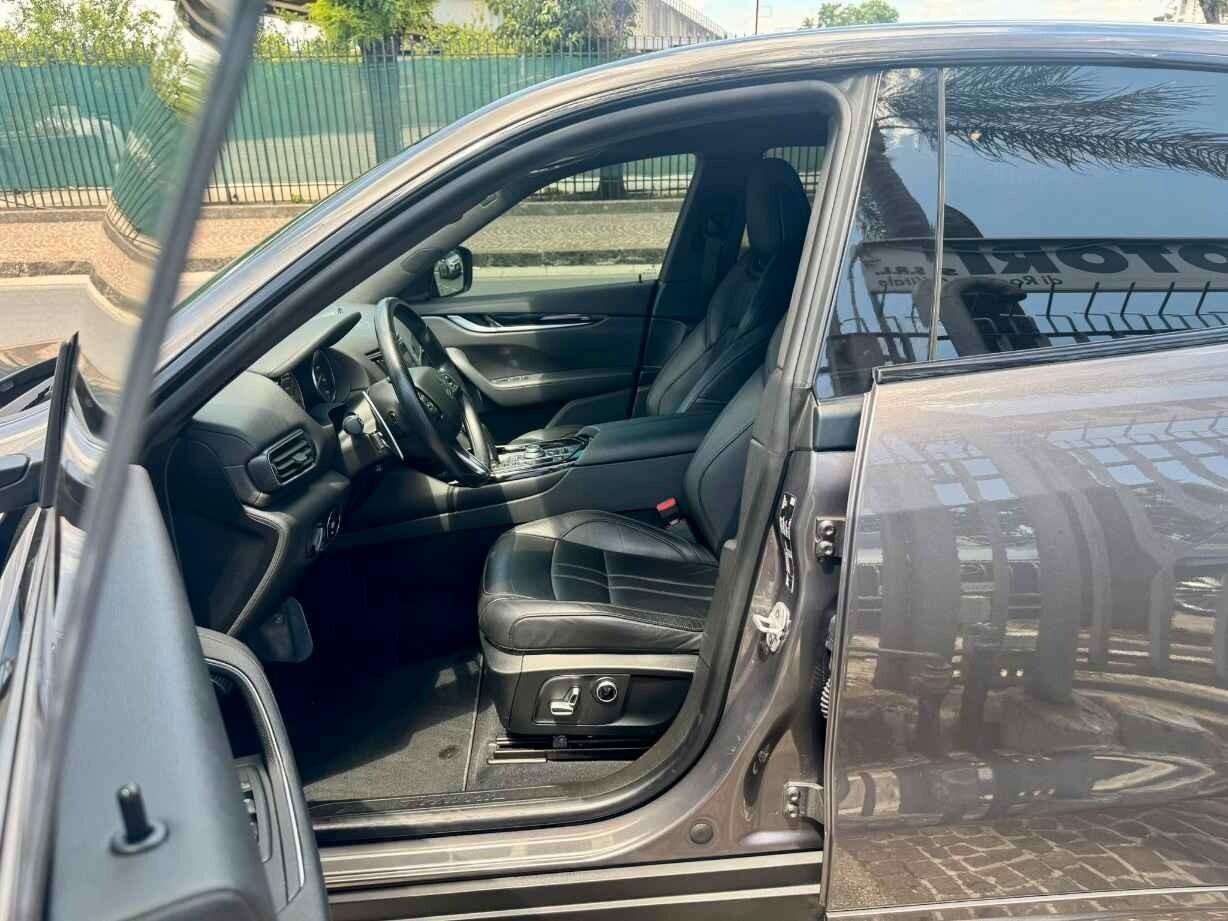 MASERATI LEVANTE MHEV 330 CV AWD GT