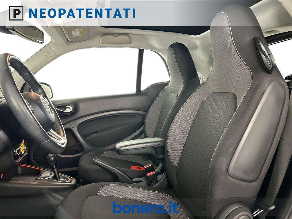 Smart fortwo 22kW EQ mattrunner