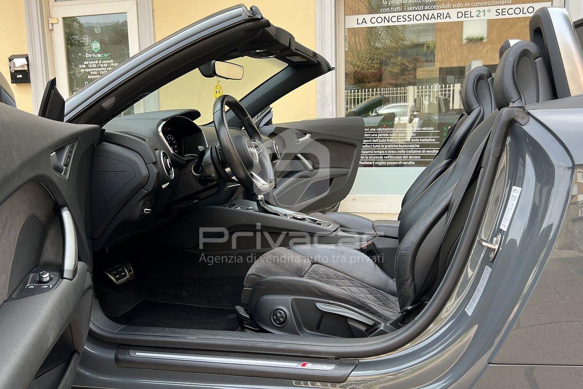 AUDI TT Roadster 2.0 TFSI quattro S tronic S line
