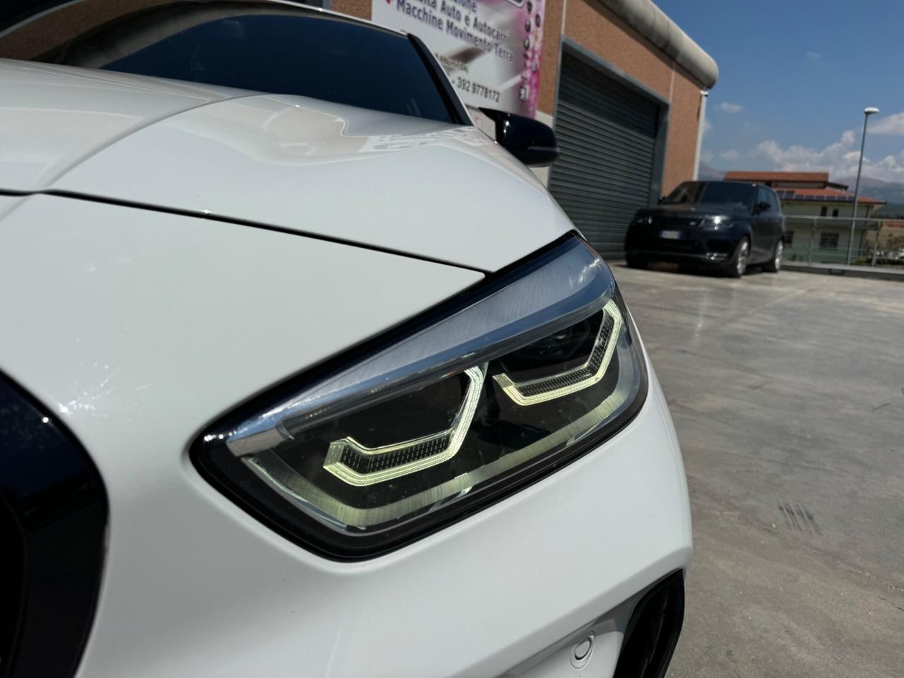 Bmw 118 118d 5p. Msport