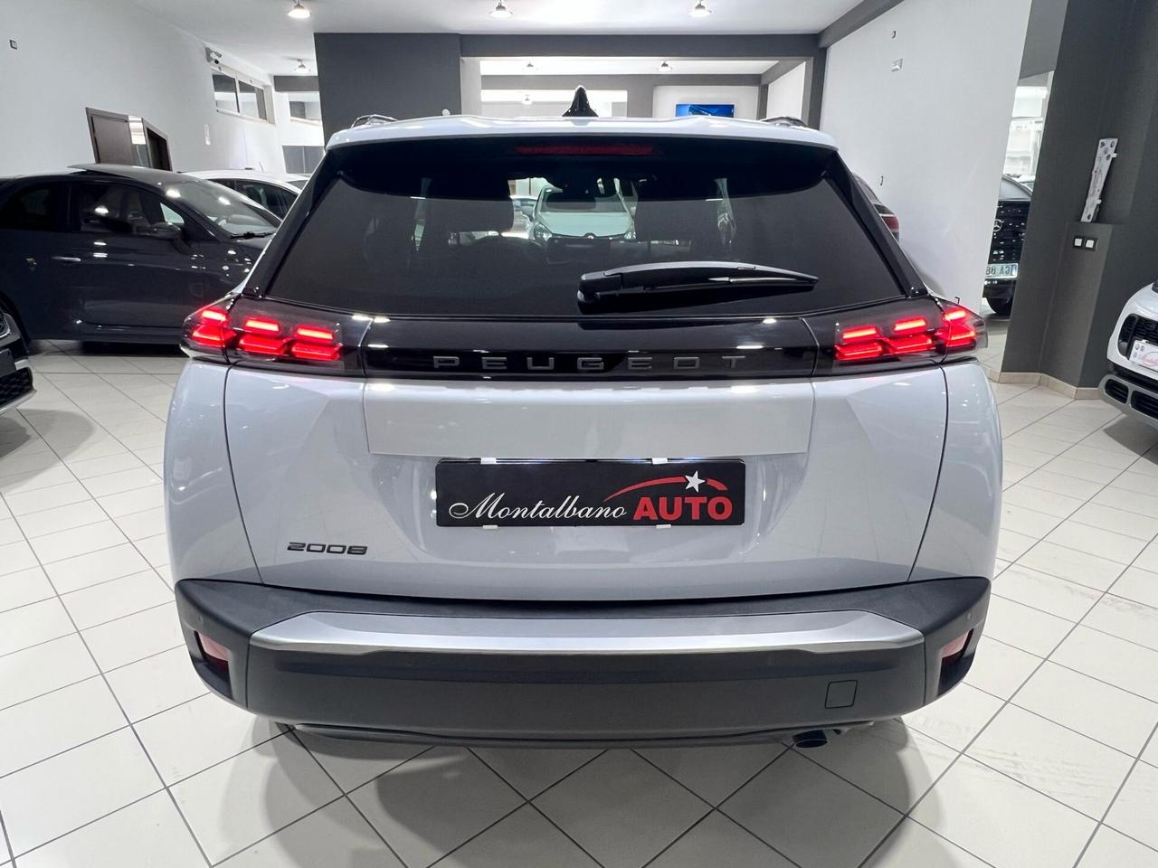 Peugeot 2008 PureTech 100 S&S Allure KM0