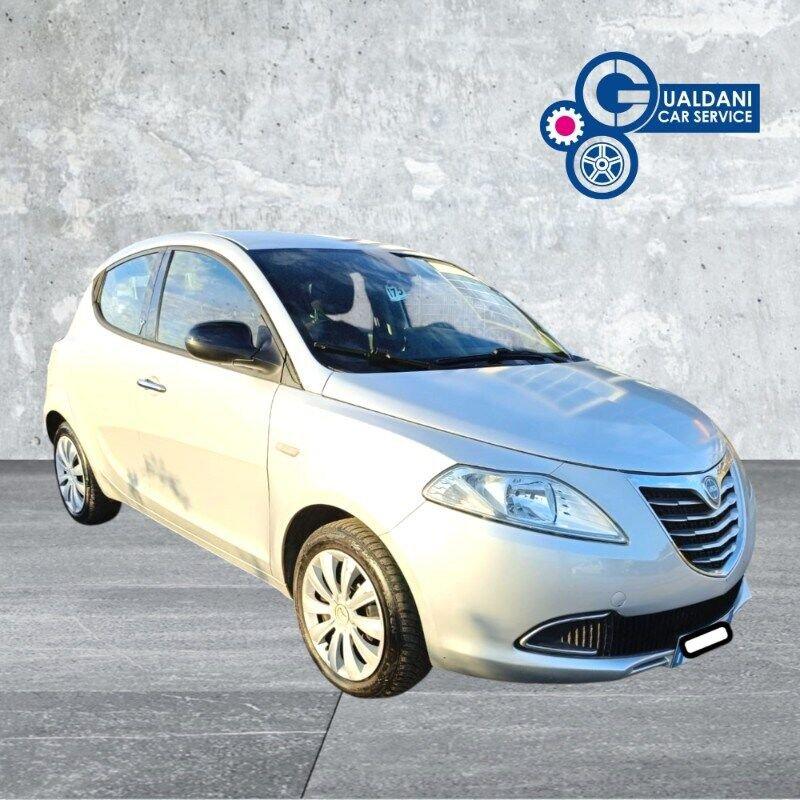 Lancia Ypsilon Ypsilon 1.2 69 CV 5 porte Silver