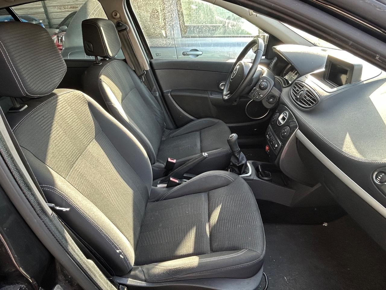 Renault Clio 1.2 16V 5 porte Dynamique