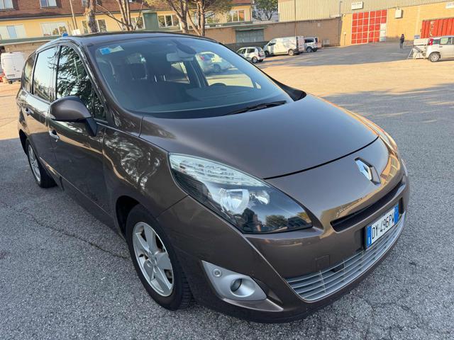 RENAULT Scenic 7posti 1.5 dCi 110CV senza nessun lavoro da fare