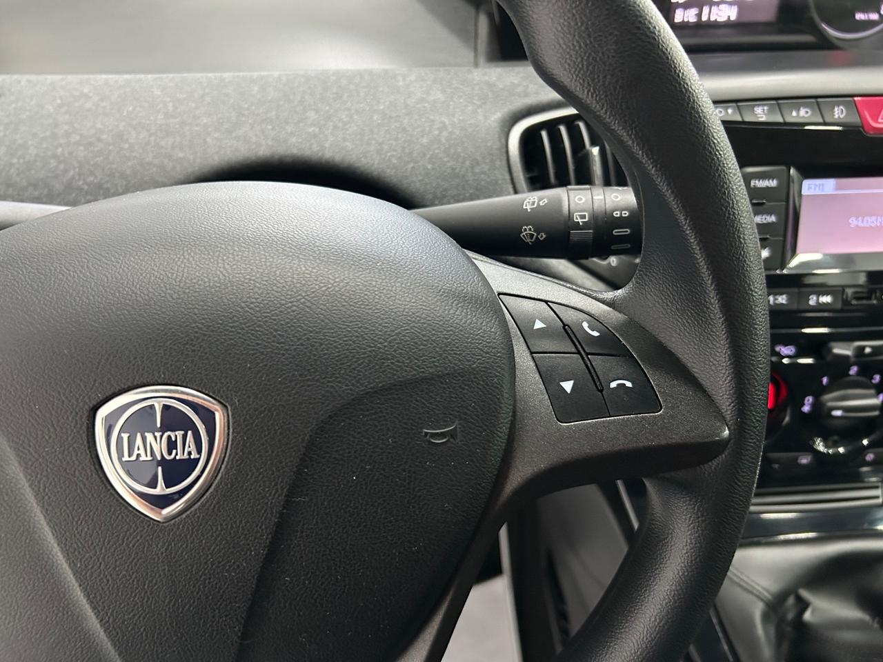 Lancia Ypsilon 1.2cc 69 CV 5 porte Gold