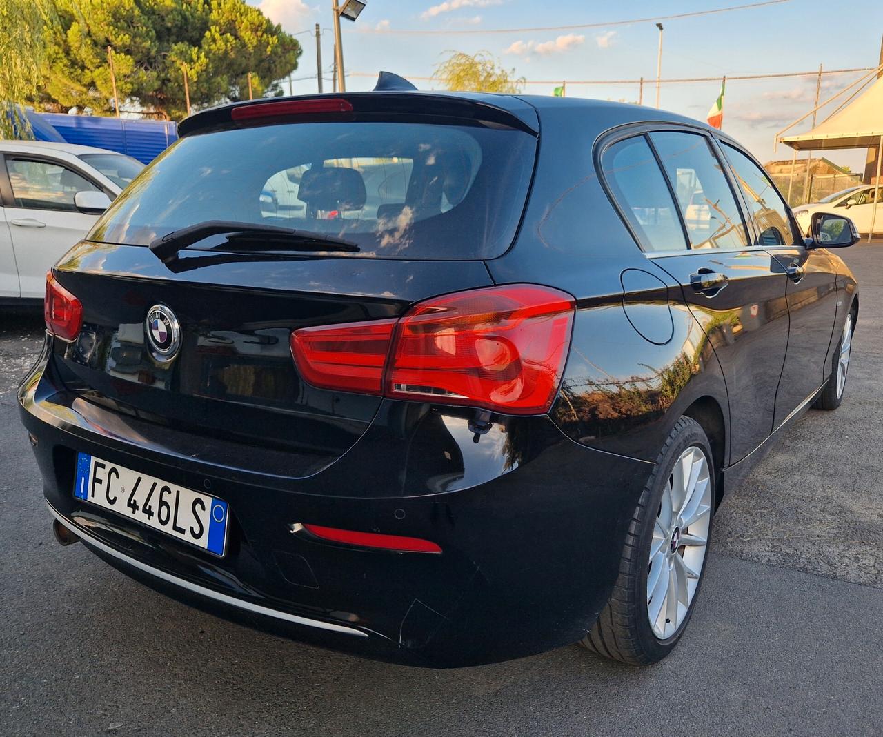 Bmw 116 116d 5p. Urban