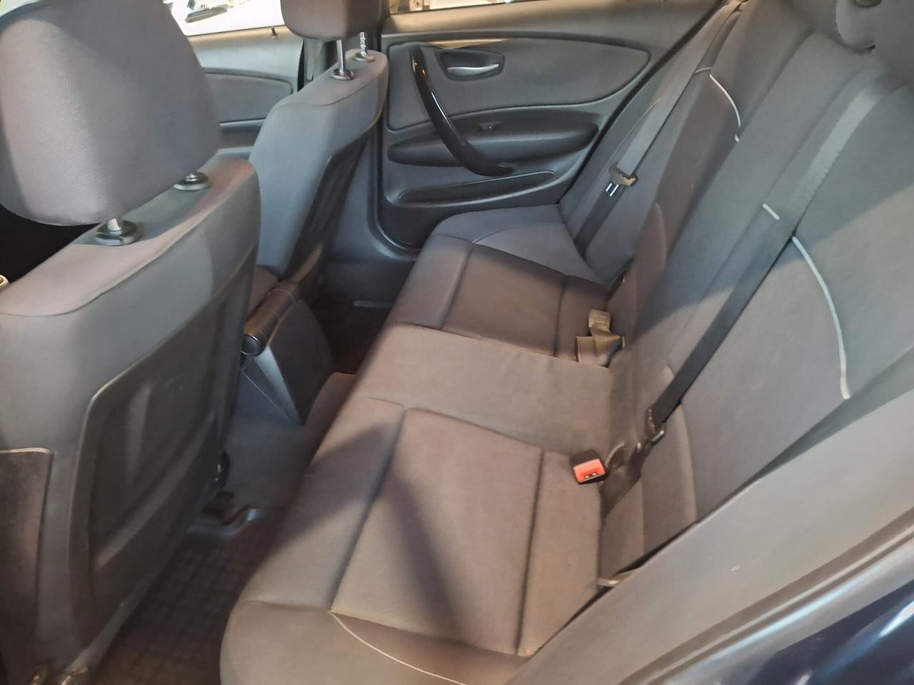 BMW 118 5p 2.0 Futura 143cv dpf