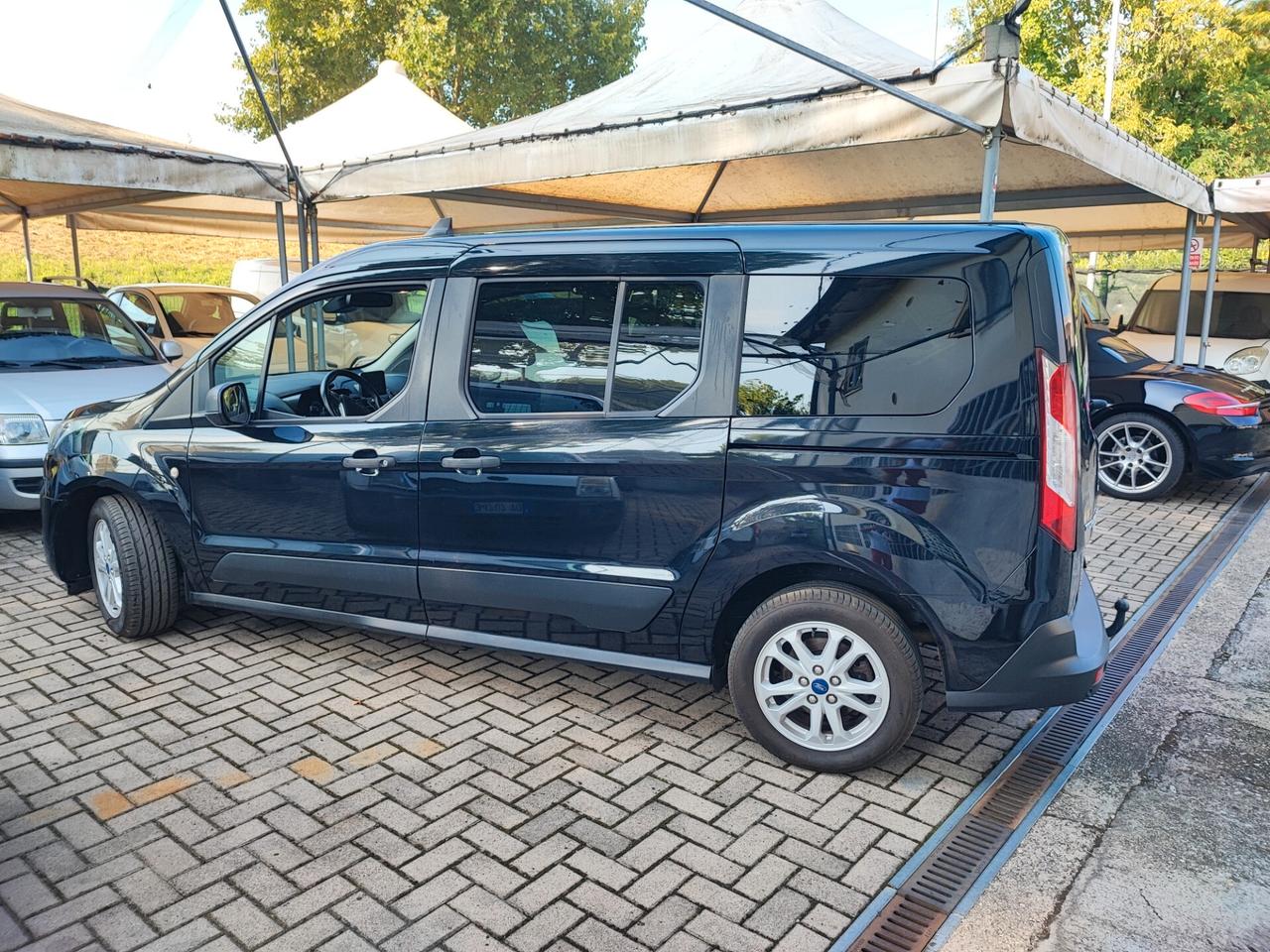 Ford Grand Tourneo Gancio Traino 7 Posti Euro 6